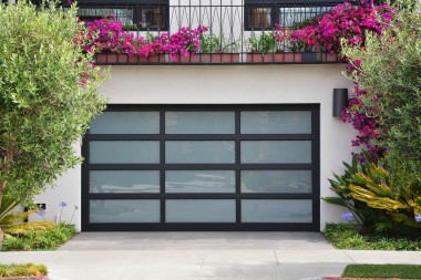 Issaquah Modern Garage Doors